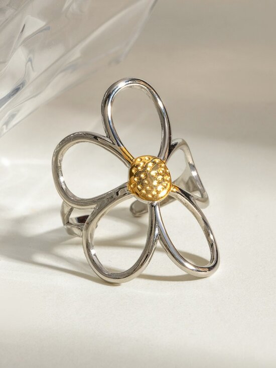 The Daisy Ring - Picture 4 of 8